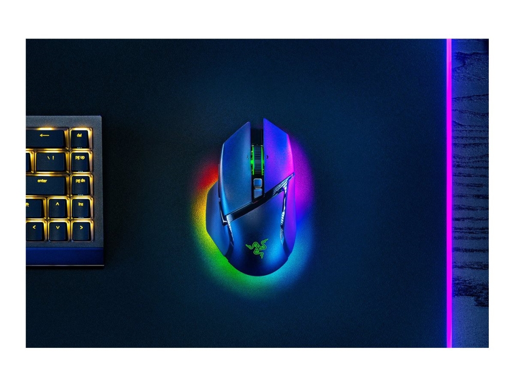 Basilisk V3 Pro 35k   Mus   Ergonomisk   Højrehåndet   Optisk   11 Knapper   Trådløs, Kablet   Bluetooth, Usb C, 2.4 Ghz   Trådløs Modtager (us Razer